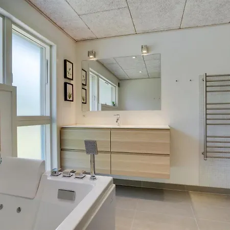 Holiday home Delan - 1-3km From The Sea In Western Jutland By Interhome
